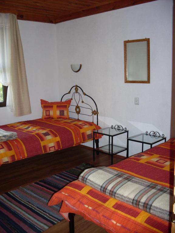 Hotel Tsutsovi House Kalofer Pokoj fotografie
